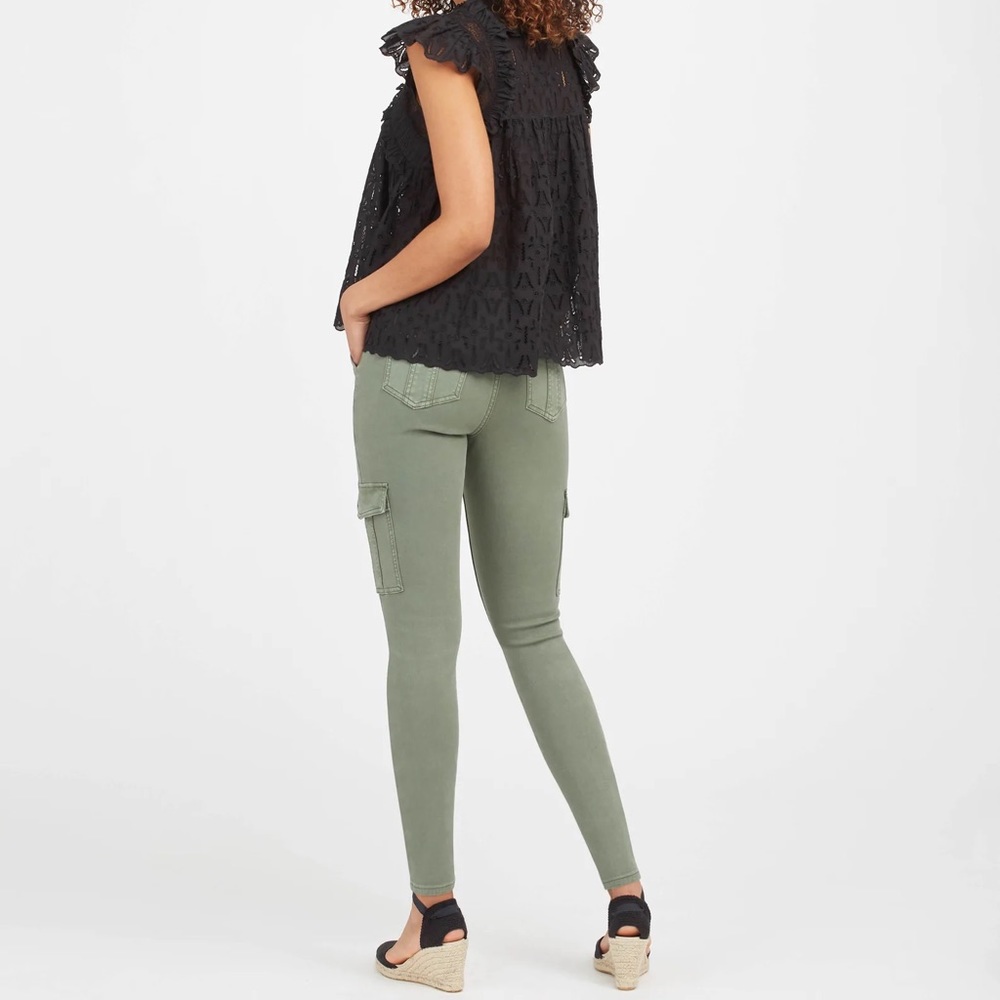 SPANX Stretch Twill Ankle Cargo Pant - Picture 6 of 6